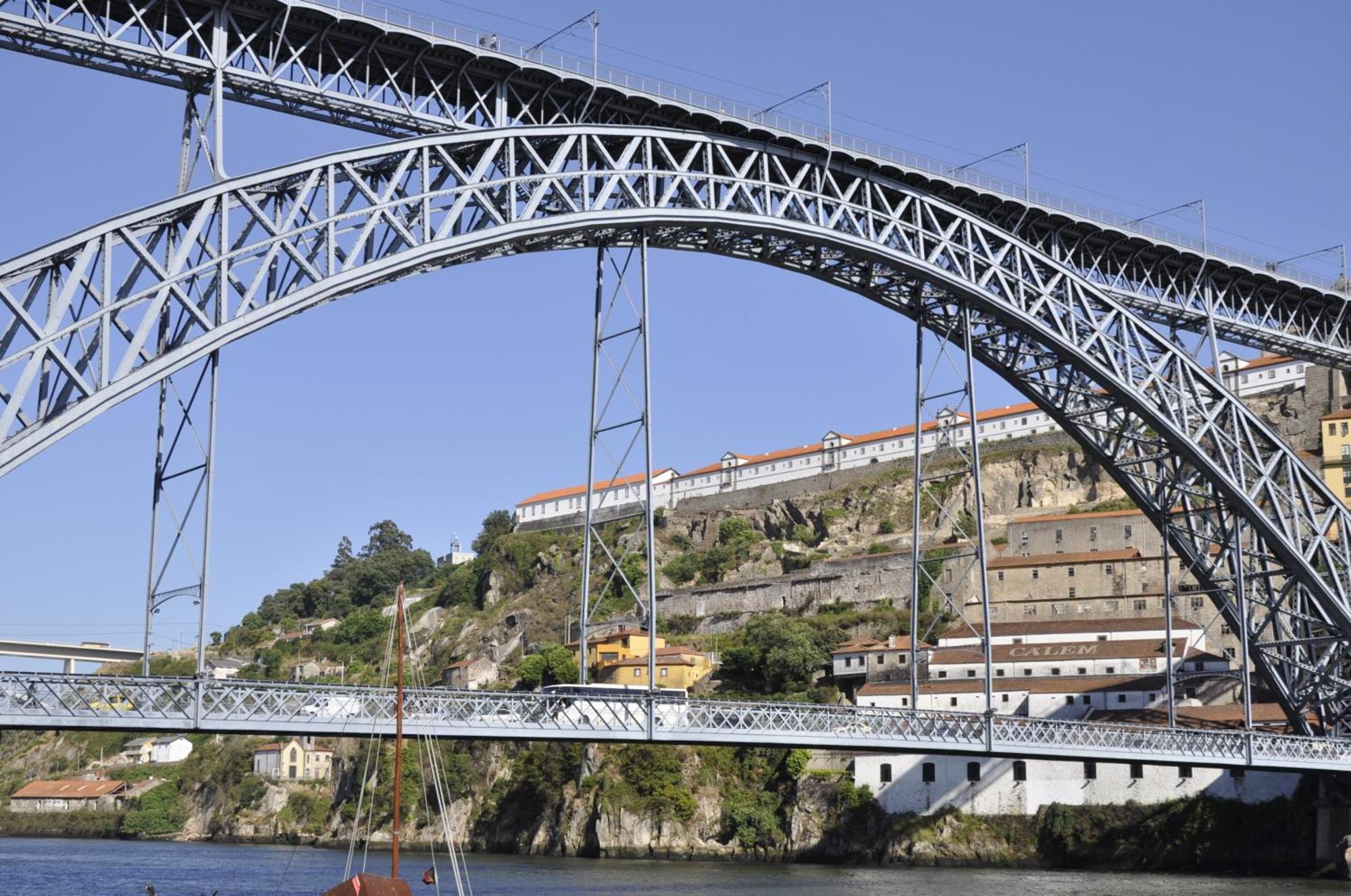 Porto Almada Design Loft Apartment ภายนอก รูปภาพ